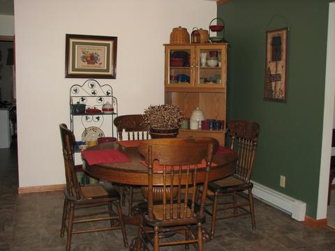 304 Ensey St, Tuscola, IL 61953 photo 18