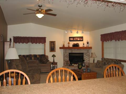 304 Ensey St, Tuscola, IL 61953 photo 22