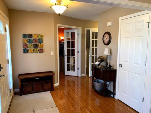 803 Dresser Dr, Normal, IL 61761 photo 2