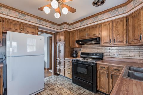8120 W Memory Ln, Chicago, IL 60656 photo 4
