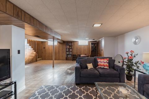 8120 W Memory Ln, Chicago, IL 60656 photo 20