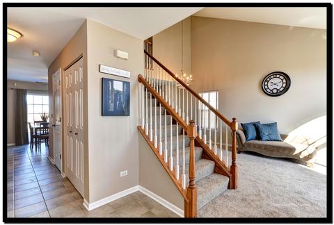 2103 Ashbrook Ct, Plainfield, IL 60586 photo 2