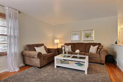 25 Mohawk Dr, Thornton, IL 60476 photo 5