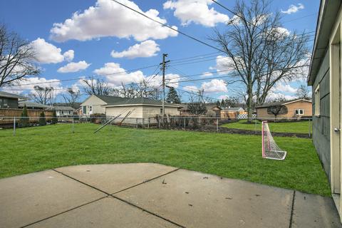 25 Mohawk Dr, Thornton, IL 60476 photo 18