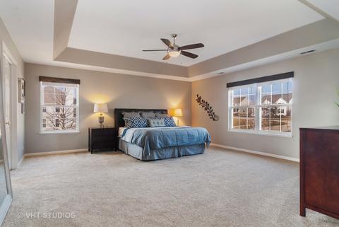 310 Monument Rd, Elgin, IL 60124 photo 20