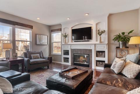 310 Monument Rd, Elgin, IL 60124 photo 14