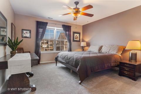 310 Monument Rd, Elgin, IL 60124 photo 23