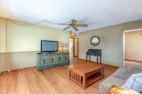 8237 Latrobe Ave, Burbank, IL 60459 photo 9