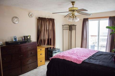 210 E 12th St, Georgetown, IL 61846 photo 5
