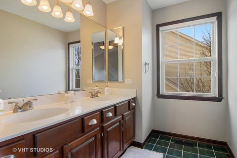 1456 Polo Dr, Bartlett, IL 60103 photo 10