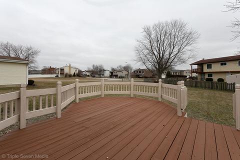233 Willow Rd, Matteson, IL 60443 photo 32