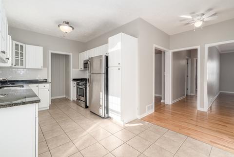 523 E Main St, Morris, IL 60450 photo 8