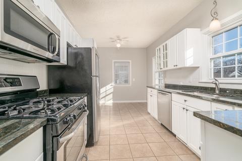 523 E Main St, Morris, IL 60450 photo 10