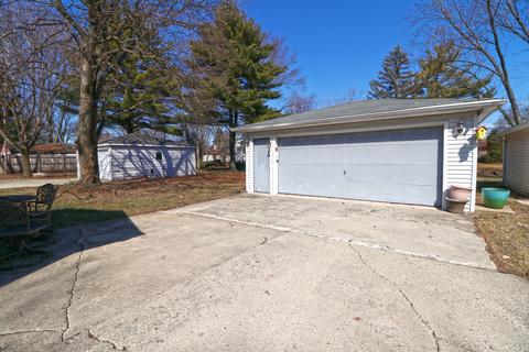 2204 Sigwalt St, Rolling Meadows, IL 60008 photo 13