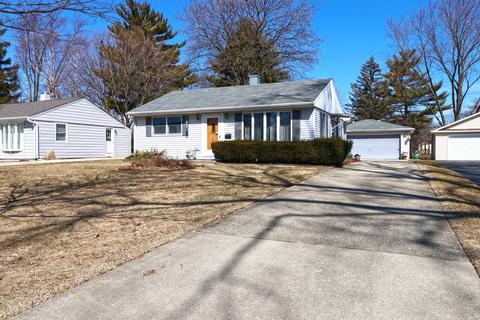 2204 Sigwalt St, Rolling Meadows, IL 60008 photo 2