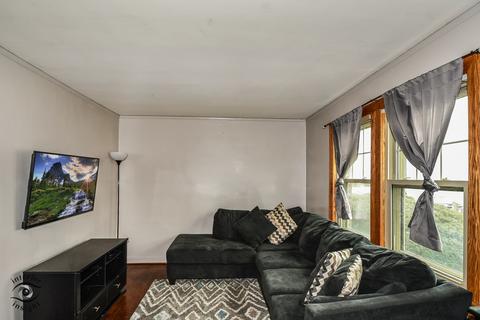 5327 S Mason Ave, Chicago, IL 60638 photo 4