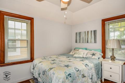5327 S Mason Ave, Chicago, IL 60638 photo 14