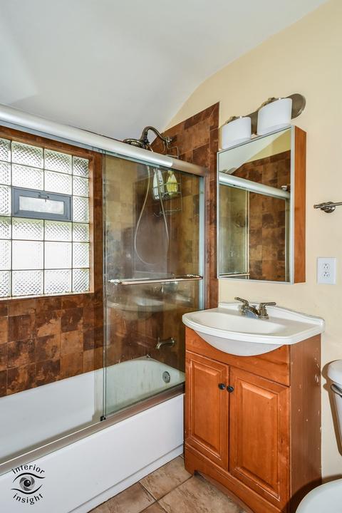 5327 S Mason Ave, Chicago, IL 60638 photo 17