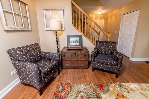 2467 Dickens Dr, Aurora, IL 60503 photo 4