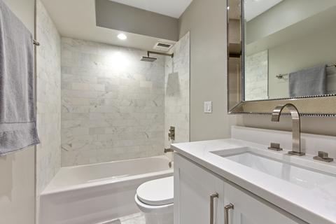 175 E Delaware Pl #6402, Chicago, IL 60611 photo 33