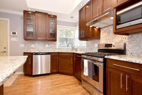 1879 Ash St, Des Plaines, IL 60018 photo 7