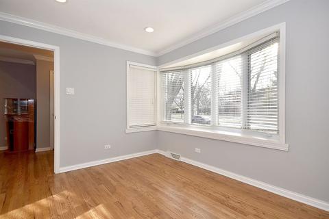 1879 Ash St, Des Plaines, IL 60018 photo 12