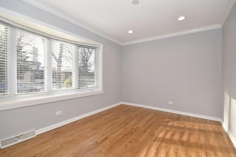 1879 Ash St, Des Plaines, IL 60018 photo 11
