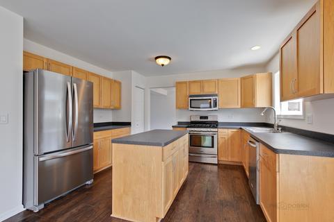 1237 Edgewater Ln, Antioch, IL 60002 photo 9