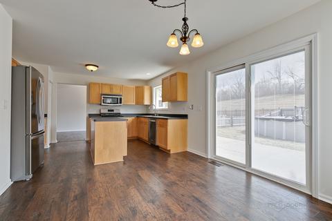 1237 Edgewater Ln, Antioch, IL 60002 photo 8