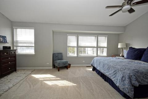 254 Snug Harbor Dr, Willowbrook, IL 60527 photo 14