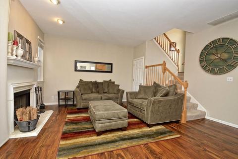 254 Snug Harbor Dr, Willowbrook, IL 60527 photo 6