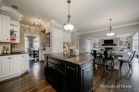 2071 Stonebridge Ct, Wheaton, IL 60189 photo 10