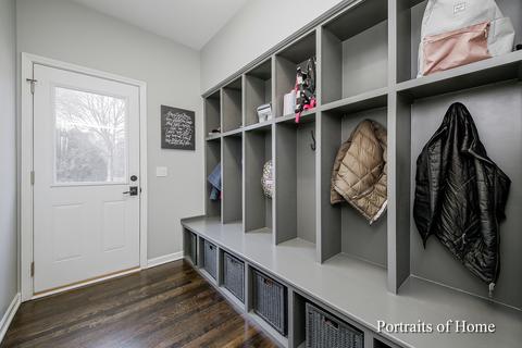 2071 Stonebridge Ct, Wheaton, IL 60189 photo 14