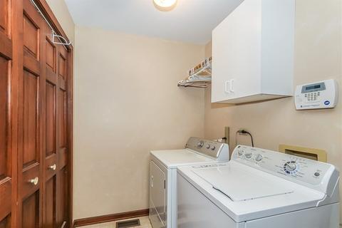 581 Yellowstone Dr, Elgin, IL 60123 photo 19
