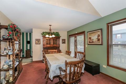 581 Yellowstone Dr, Elgin, IL 60123 photo 6