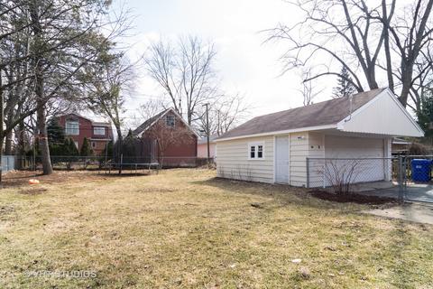 1007 S Gables Blvd, Wheaton, IL 60189 photo 12