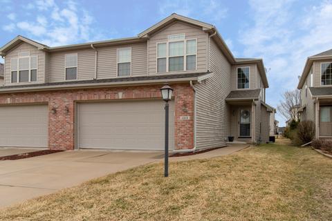 1212 Heron Dr, Normal, IL 61761 photo 2