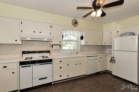 3517 Fairview Ave, Johnsburg, IL 60051 photo 11