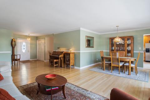 1820 E Sitka Ln, Mount Prospect, IL 60056 photo 6
