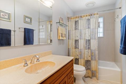1820 E Sitka Ln, Mount Prospect, IL 60056 photo 15