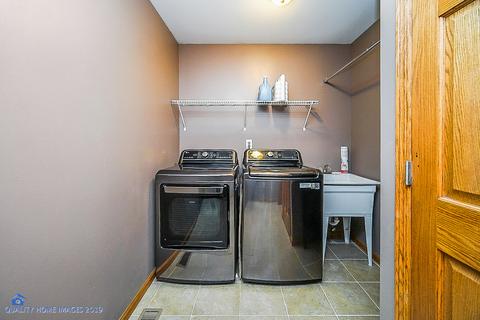 250 E 124th Pl, Crown Point, IN 46307 photo 14