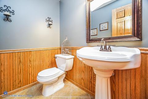 250 E 124th Pl, Crown Point, IN 46307 photo 13