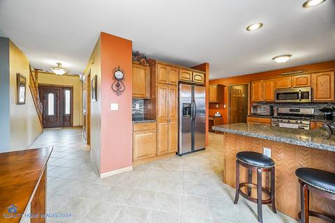 250 E 124th Pl, Crown Point, IN 46307 photo 9