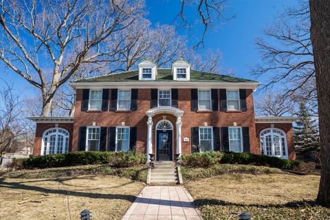 1015 Douglas Ave, Elgin, IL 60120 photo 1