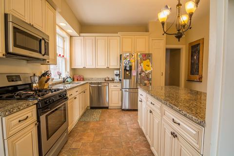 1015 Douglas Ave, Elgin, IL 60120 photo 13