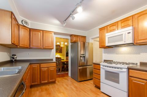 153 Hill Ave, Elgin, IL 60120 photo 3