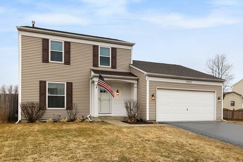 1820 Gleneagle Cir, Elgin, IL 60123 photo 1
