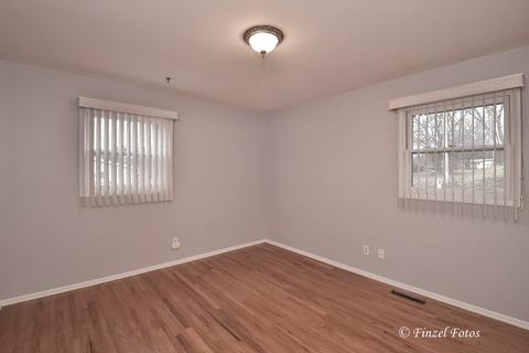 4807 David St, Mchenry, IL 60051 photo 5