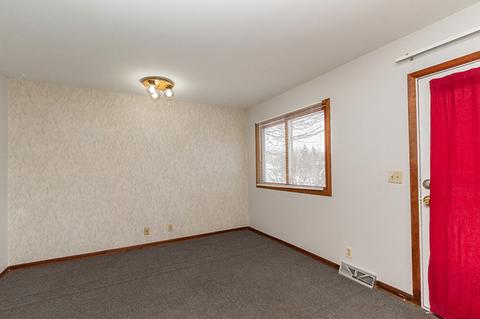 1207 W Algonquin Rd, Algonquin, IL 60102 photo 18