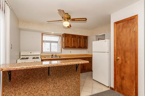 1207 W Algonquin Rd, Algonquin, IL 60102 photo 15